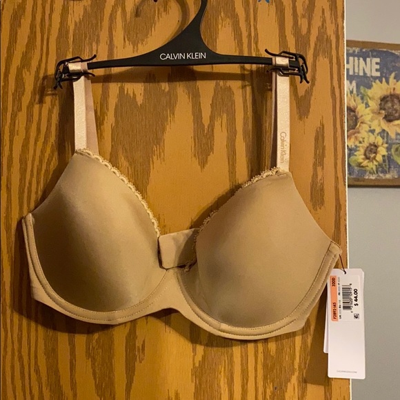 NWT Calvin Klein seductive comfort lift demi bra - Picture 3 of 5